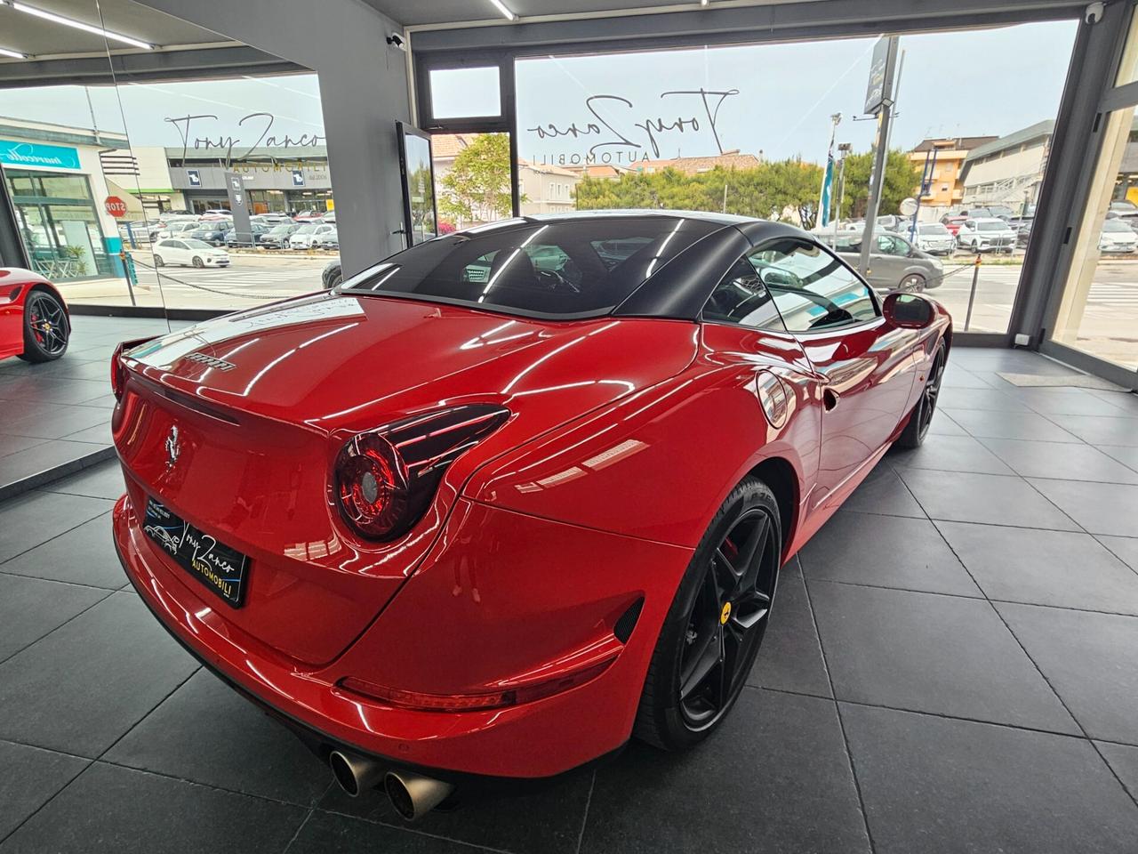 Ferrari California T