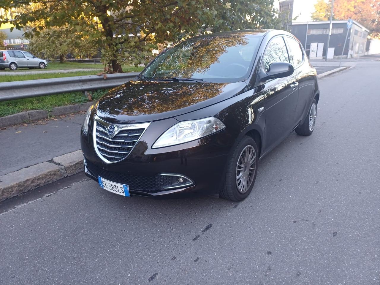 Lancia Ypsilon 1.2 69 CV 5 porte SOLO 89.000KM