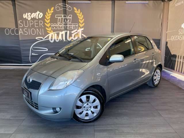 Toyota Yaris 5p 1.4 d-4d Sol