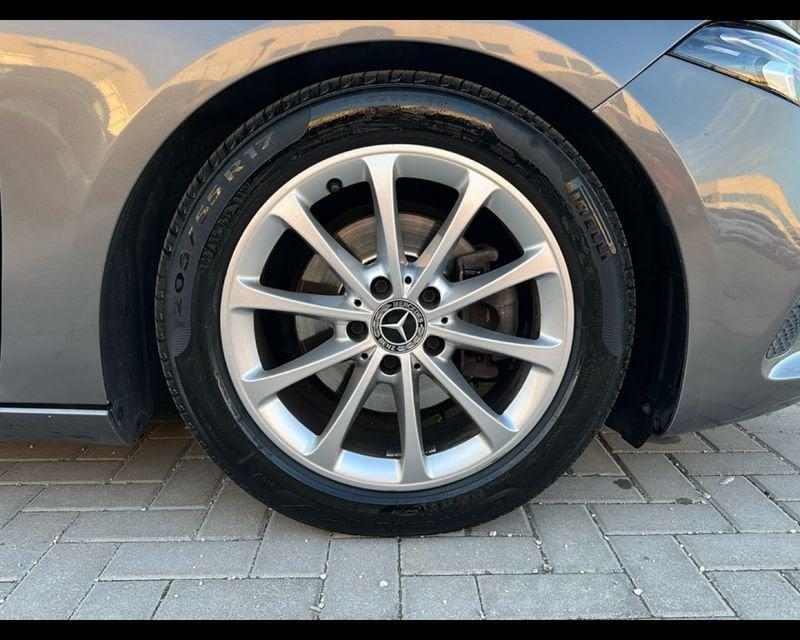 Mercedes-Benz Classe A A 180 d Sport