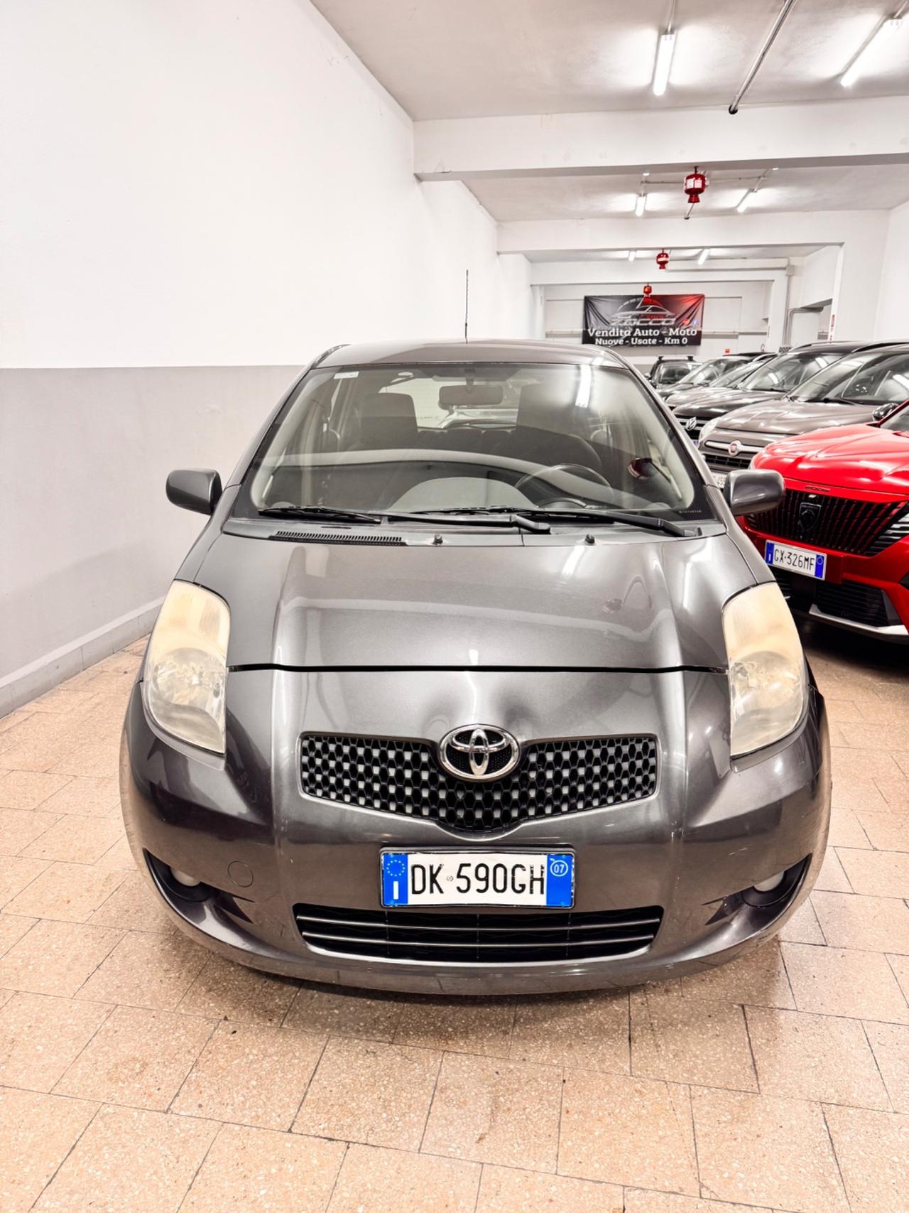 Toyota Yaris 1.4 D-4D 90 Cv 5 Porte Navi - 2007