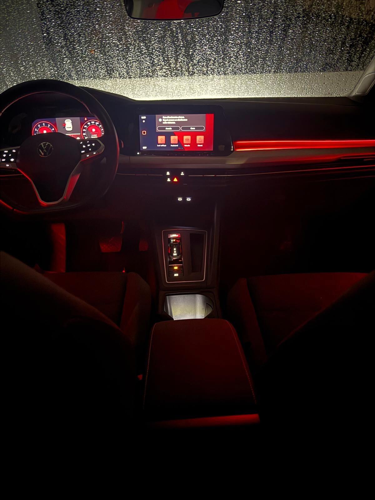 Volkswagen Golf 1.0 eTSI EVO DSG Life FULL LED