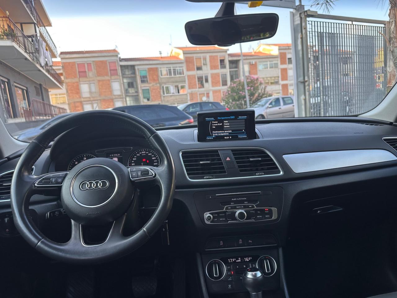 Audi Q3 2.0 TDI 120 CV Sport