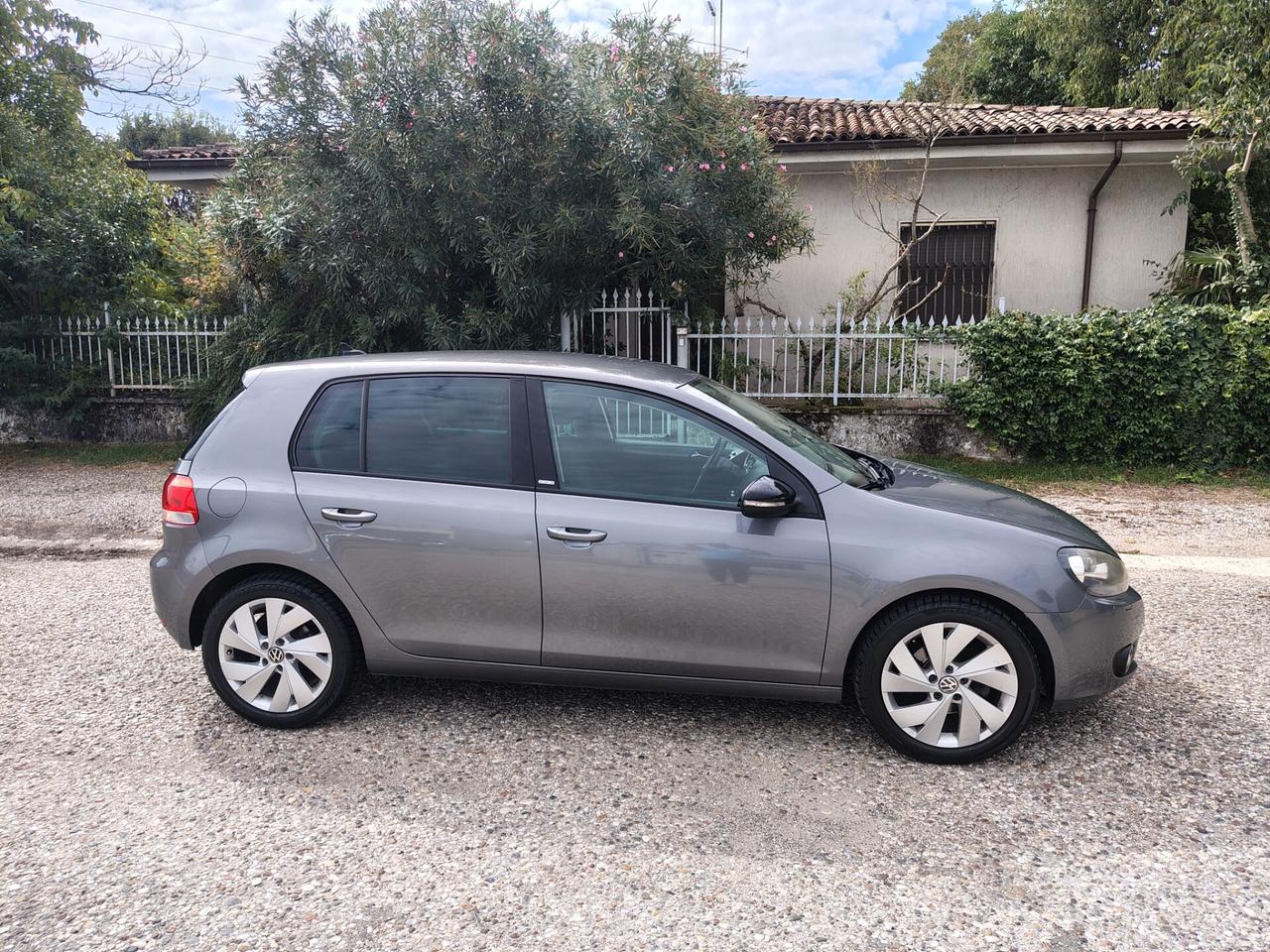 Volkswagen Golf 1.6 TDI DPF 5p. Highline STYLE. NAVIPLUS