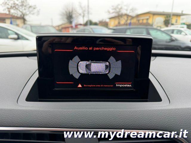 AUDI Q3 2.0 TDI 150 CV S tronic Business