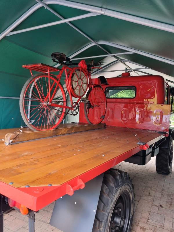 Mercedes Unimog 404 1.U82 404 Unimog 2.2 6 cil. 4x4 Mezzo da lavoro ASI/CRS