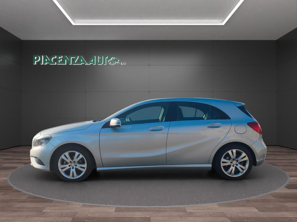Mercedes Classe A A 180 cdi.SEDILI SPORTIVI.CERCHI 17.BLUETOOTH