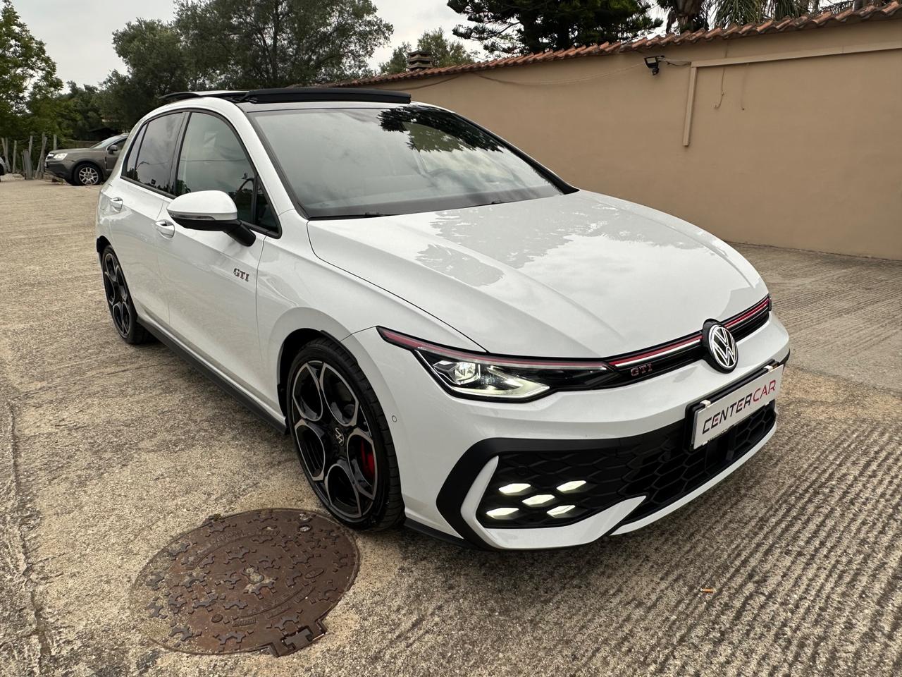 Volkswagen Golf GTI Golf 2.0 TSI GTI DSG