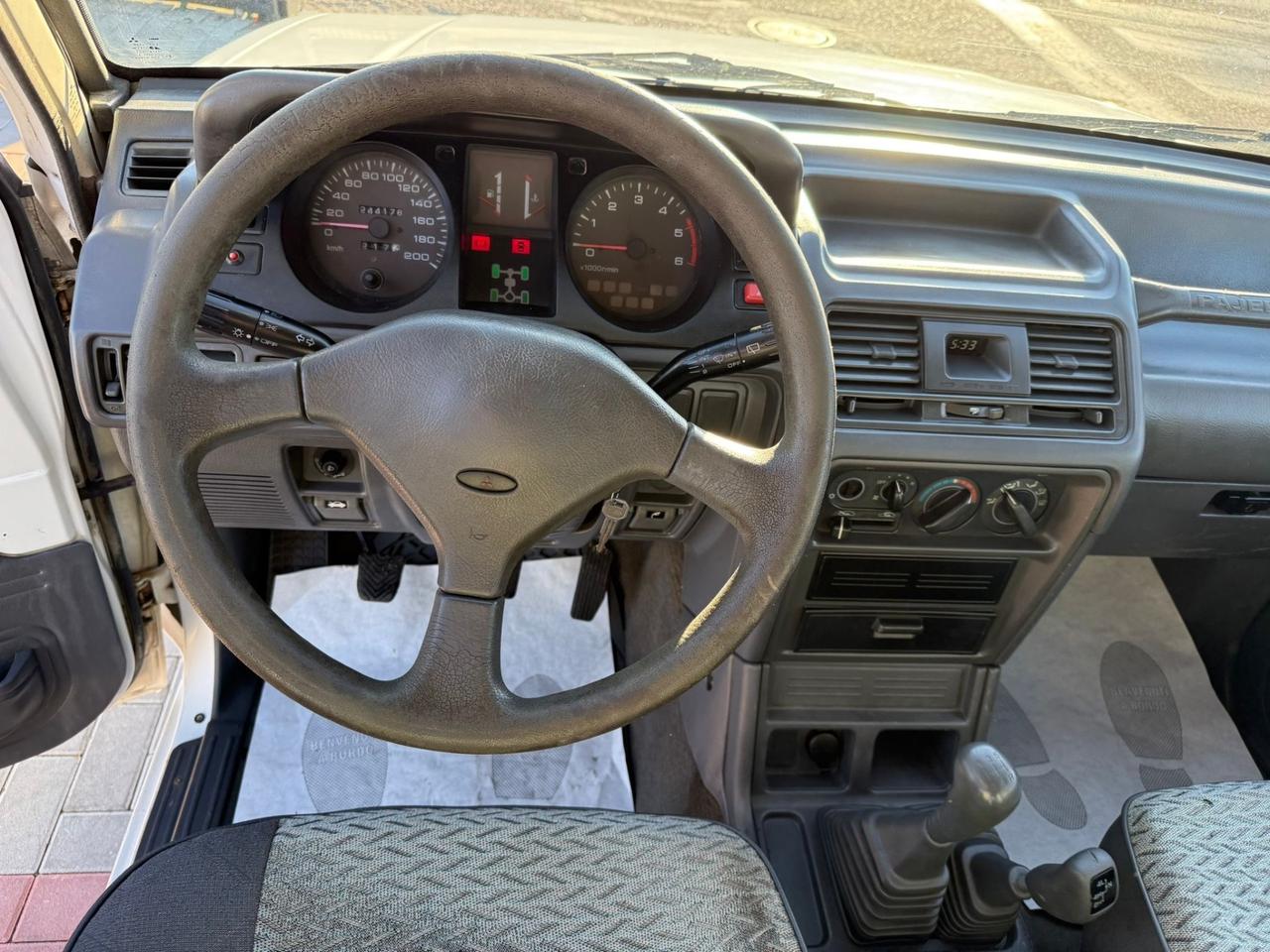 Mitsubishi Pajero 2.5TDI 100CV GLX GANCIO TRAINO