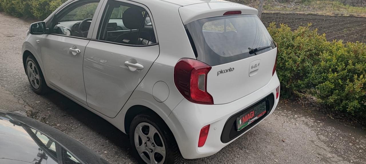 Kia Picanto 1.0 MPI X Line