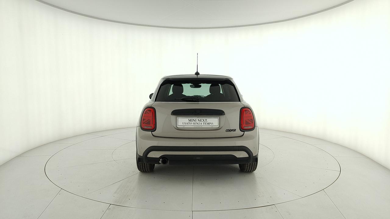 MINI Mini IV F55 2021 5p - Mini 5p 1.5 Cooper Classic auto