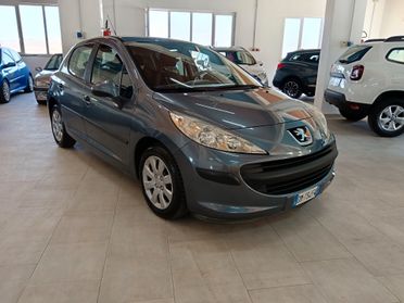 Peugeot 207 1.4 b. neopatentati