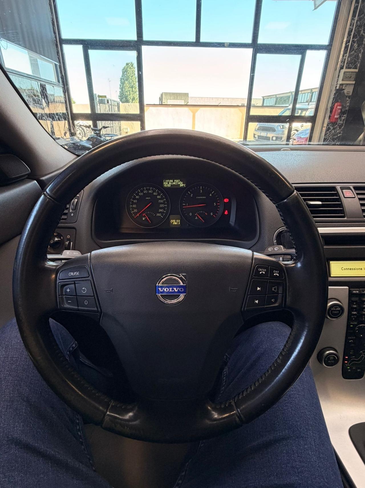 Volvo V50 D2 R-design