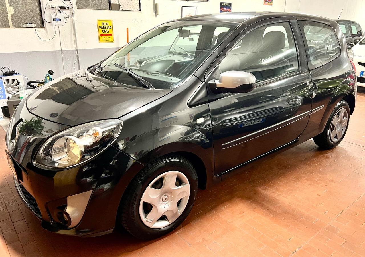 Renault Twingo 1.2 benzina €5 OK NEOPATENTATI