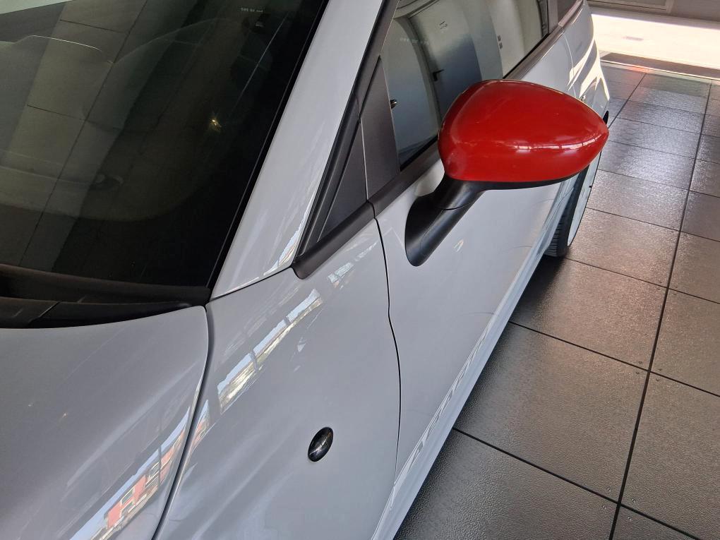 ABARTH 695 1.4 TURBO T-JET ESSEESSE 180 CV