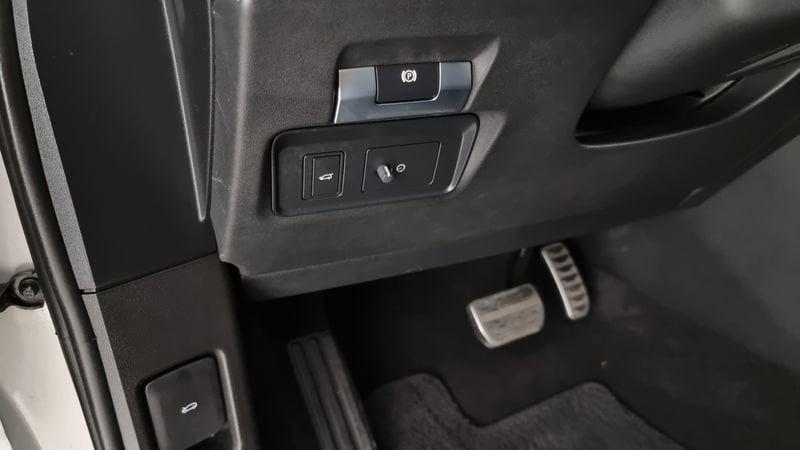 Land Rover RR Evoque 2.0D I4 163 CV AWD Auto R-Dynamic SE