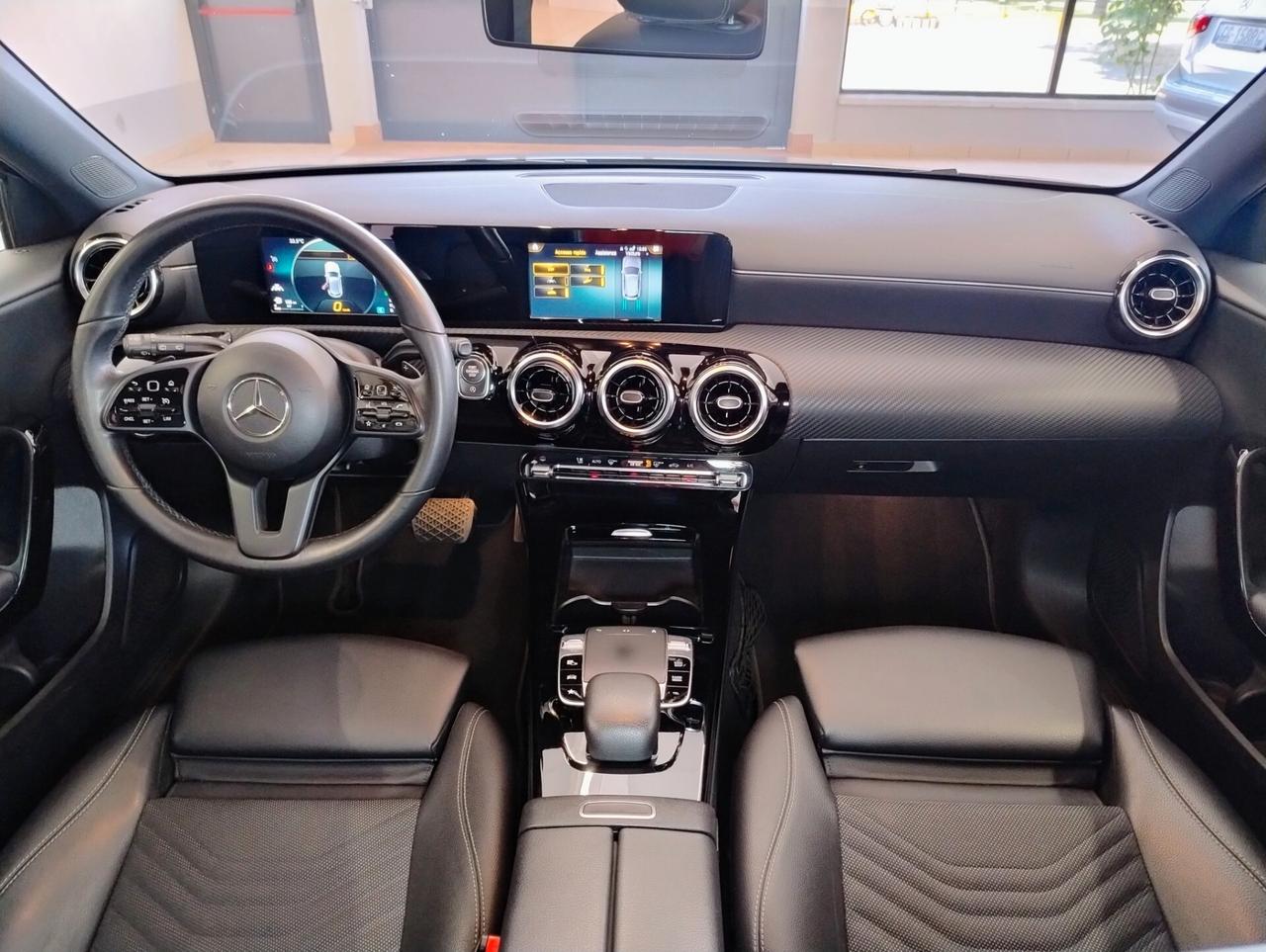 MERCEDES A180d Automatic Sport NAVI LED