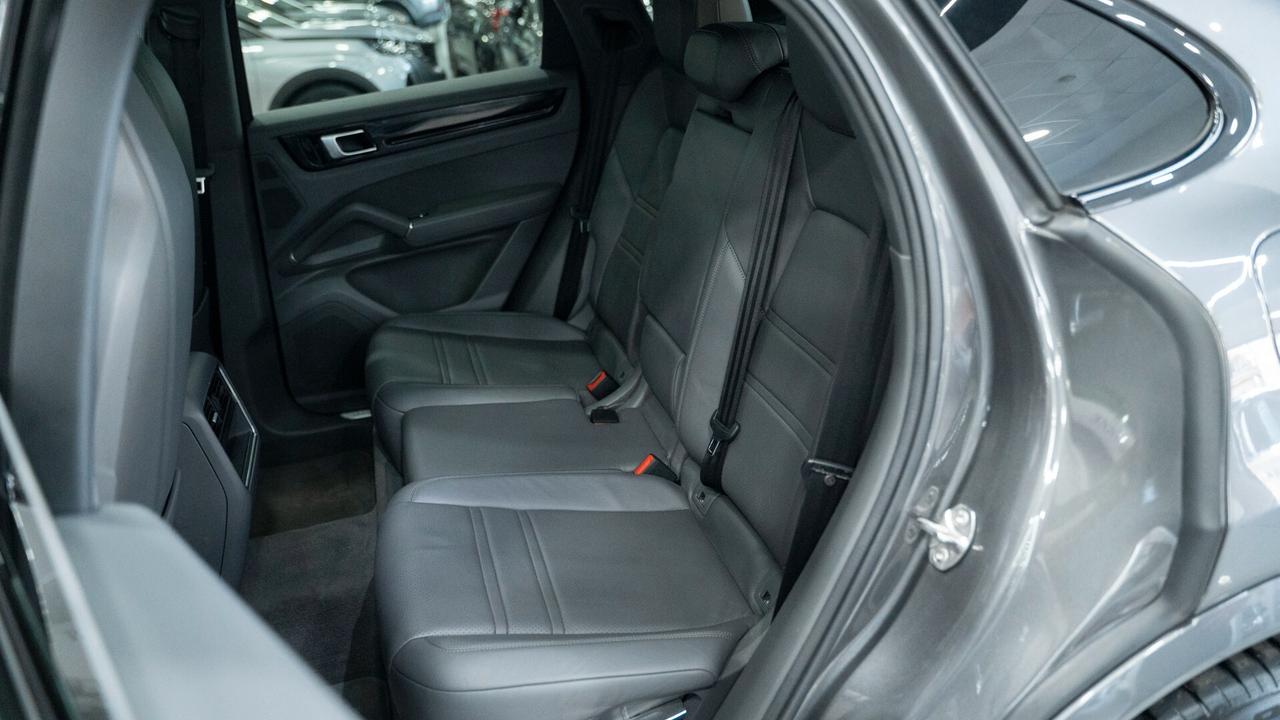 Porsche Cayenne COUPE 3.0 E-HYBRID TIPTRONIC 21" TETTO PACK CHRONO SEDILI SOSP SERVICE FULL