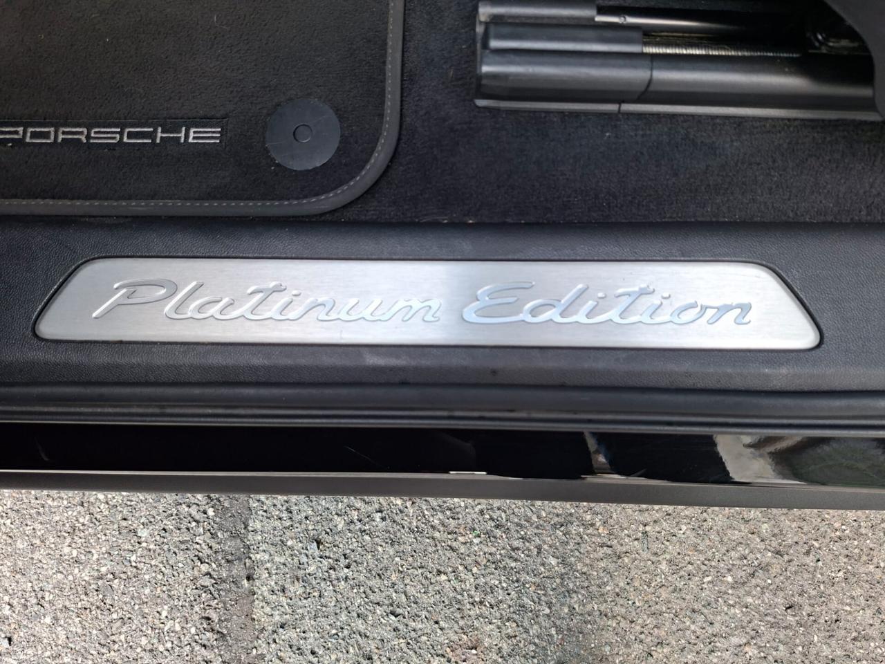 Porsche Cayenne 3.0 V6 E-Hybrid Platinum Edition
