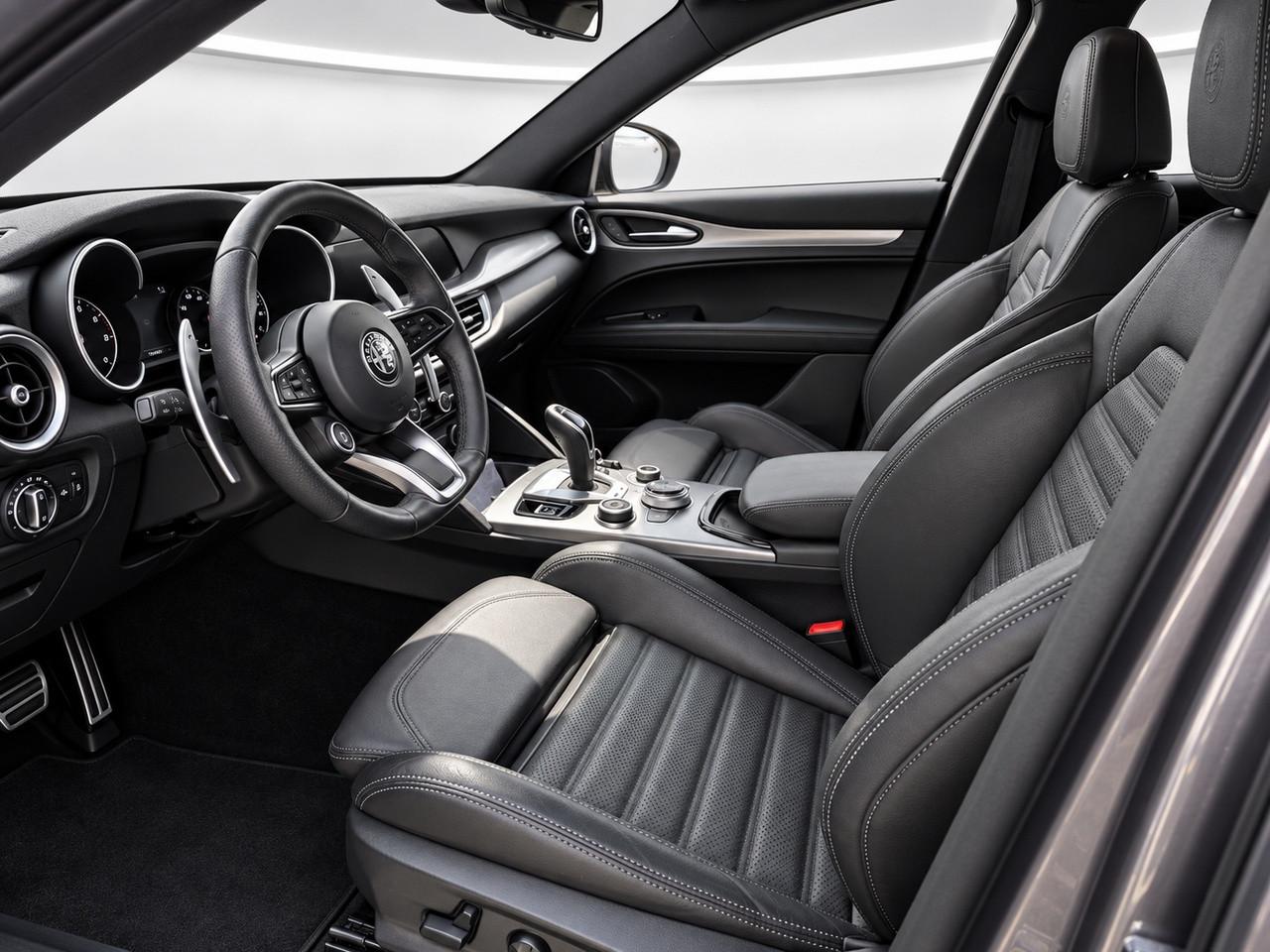 ALFA ROMEO Stelvio 2023 - Stelvio 2.2 t Veloce Q4 210cv auto