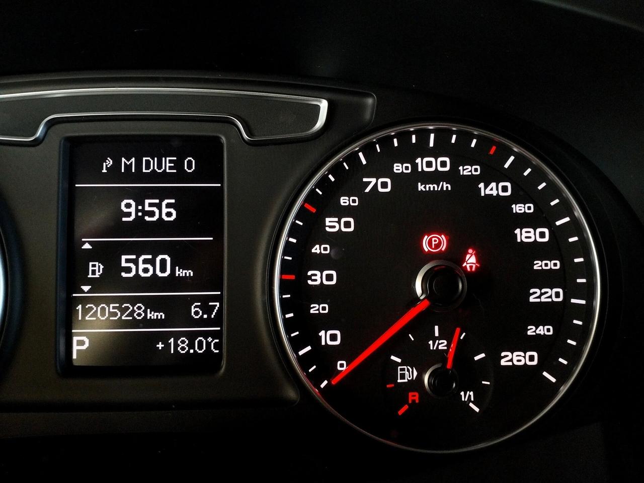 Audi Q3 2.0 TDI 150 CV S tronic S-line