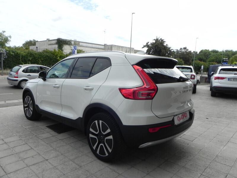 Volvo XC40 D3 AWD Geartronic Business Plus