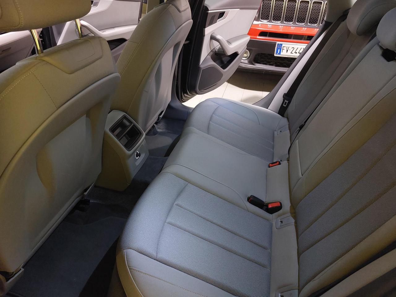 Audi A4 Avant 35 2.0 tdi mhev Business 163cv s-tronic