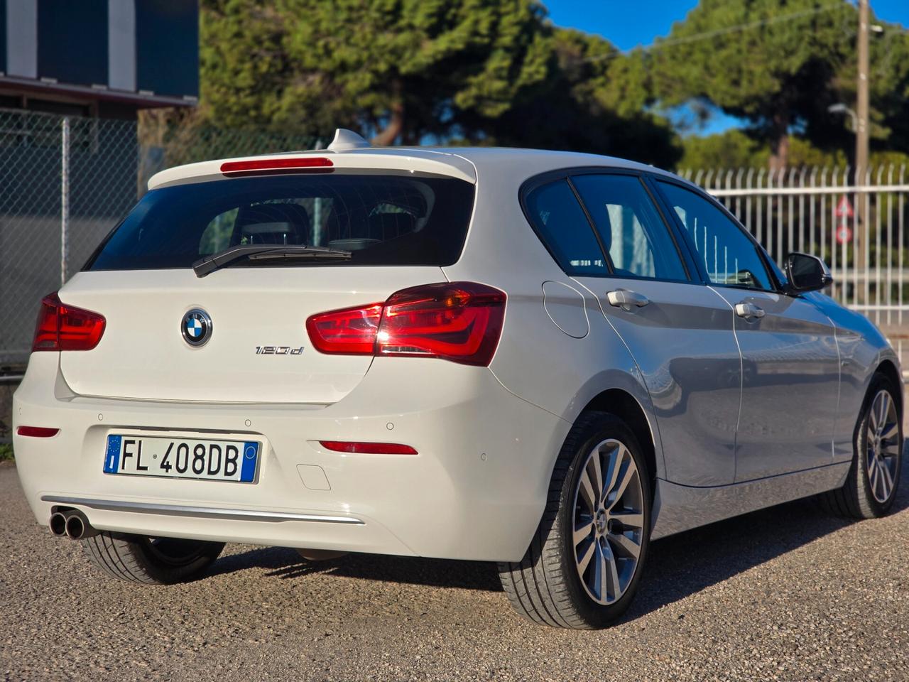 Bmw 120d 5p. Urban