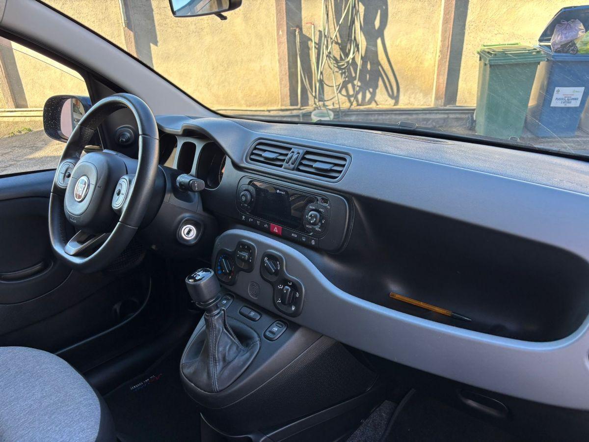 FIAT Panda 1.2 Lounge 5 posti