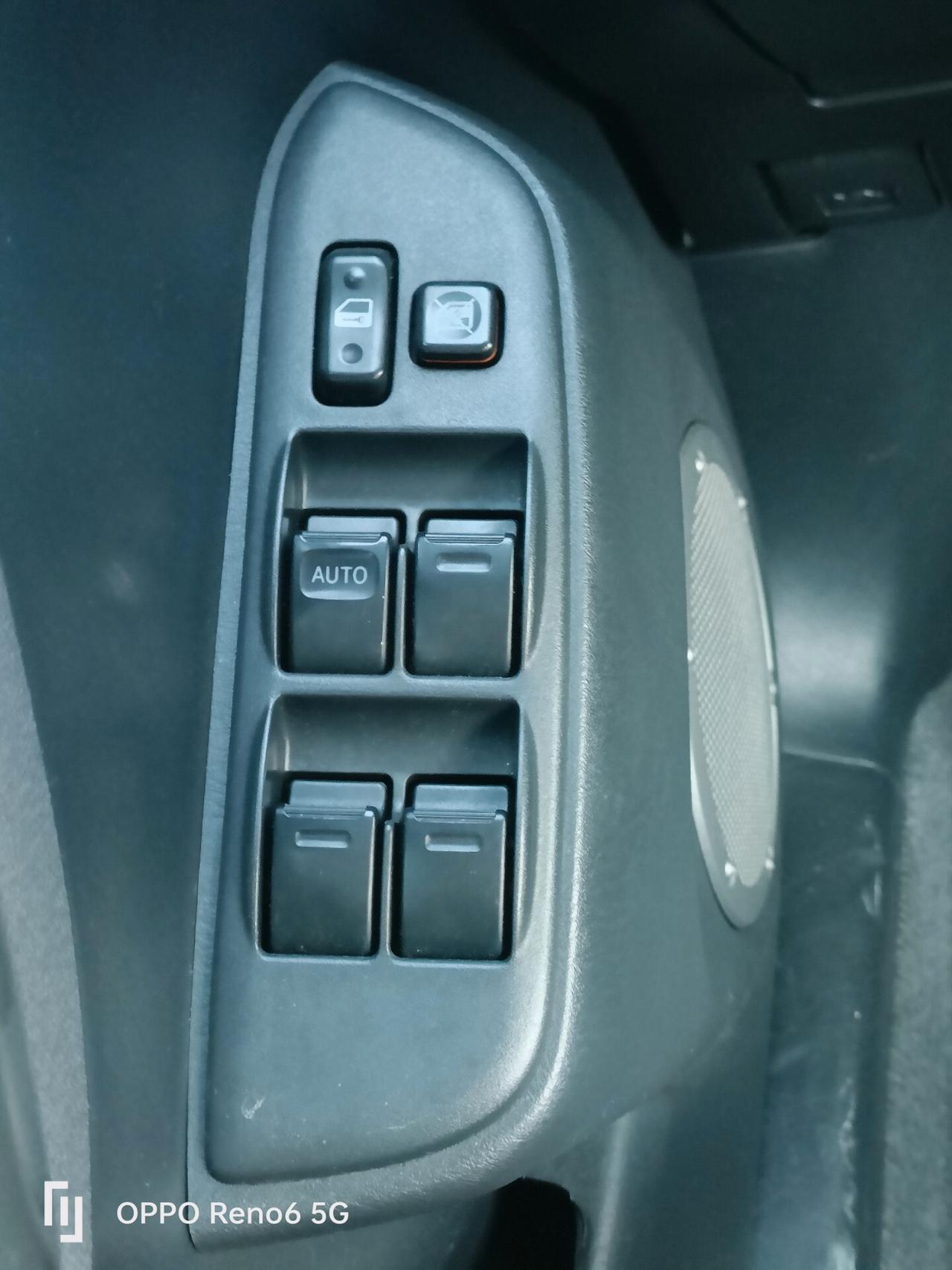 Toyota RAV 4 RAV4.com 2.0 Tdi D-4D cat 5 porte