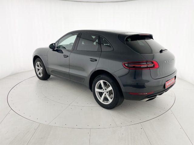 PORSCHE Macan 2.0