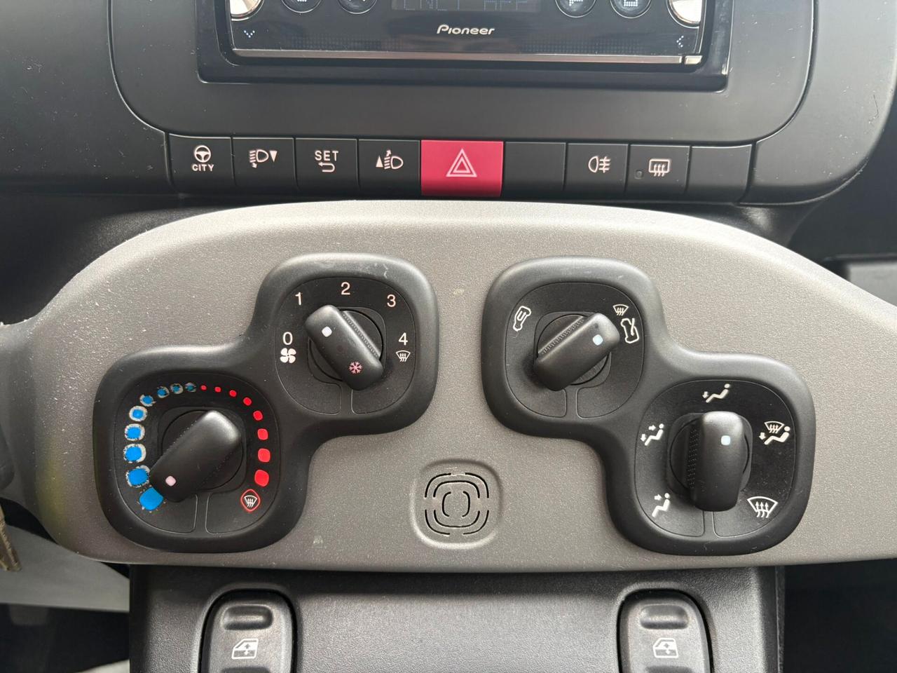 FIAT PANDA 1.2 LOUNGE 69CV