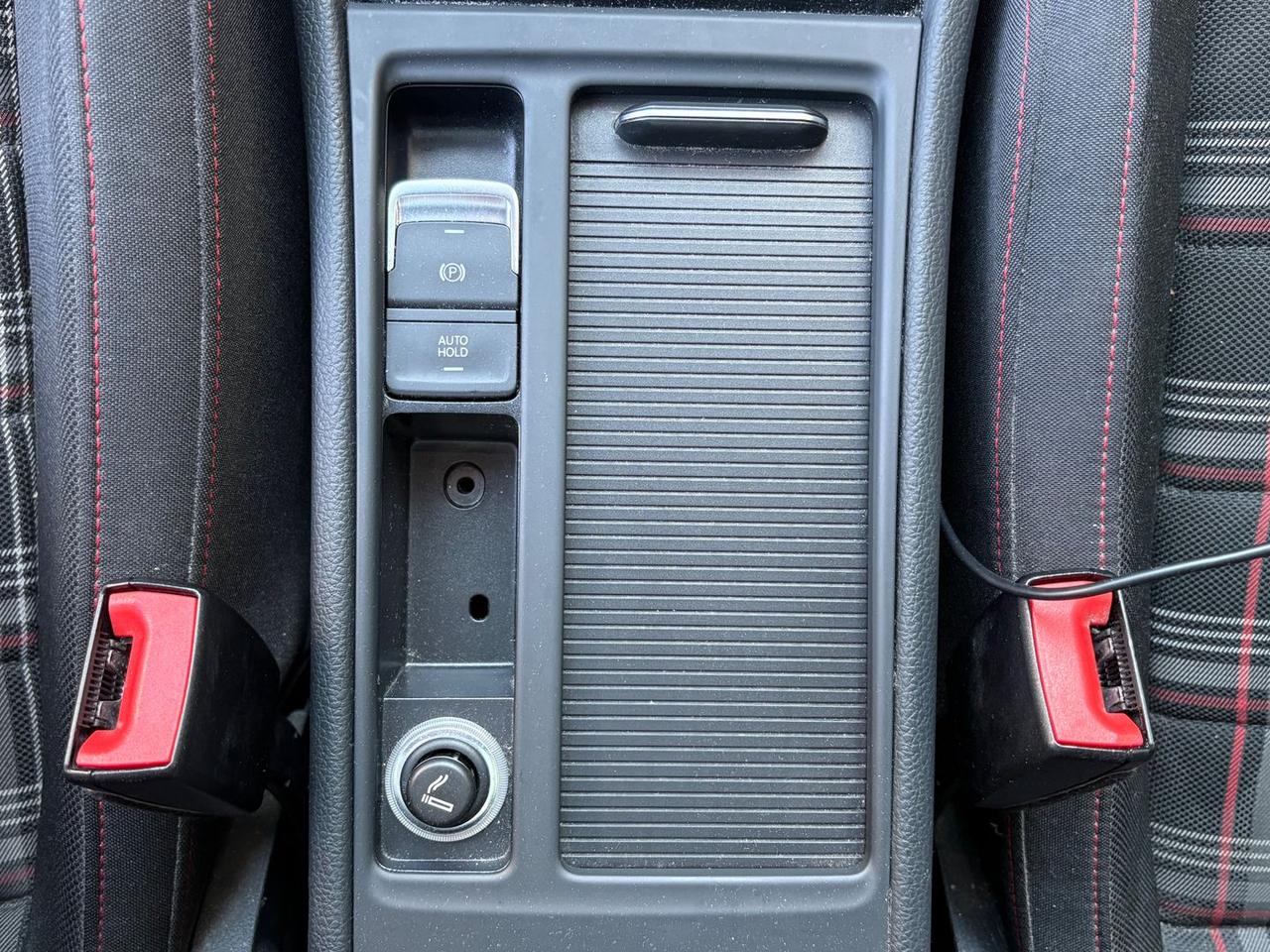 Volkswagen Golf GTI VW Golf 2.0 TSI GTI Per #10296