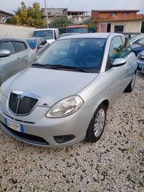 Lancia Ypsilon 1.2 Argento