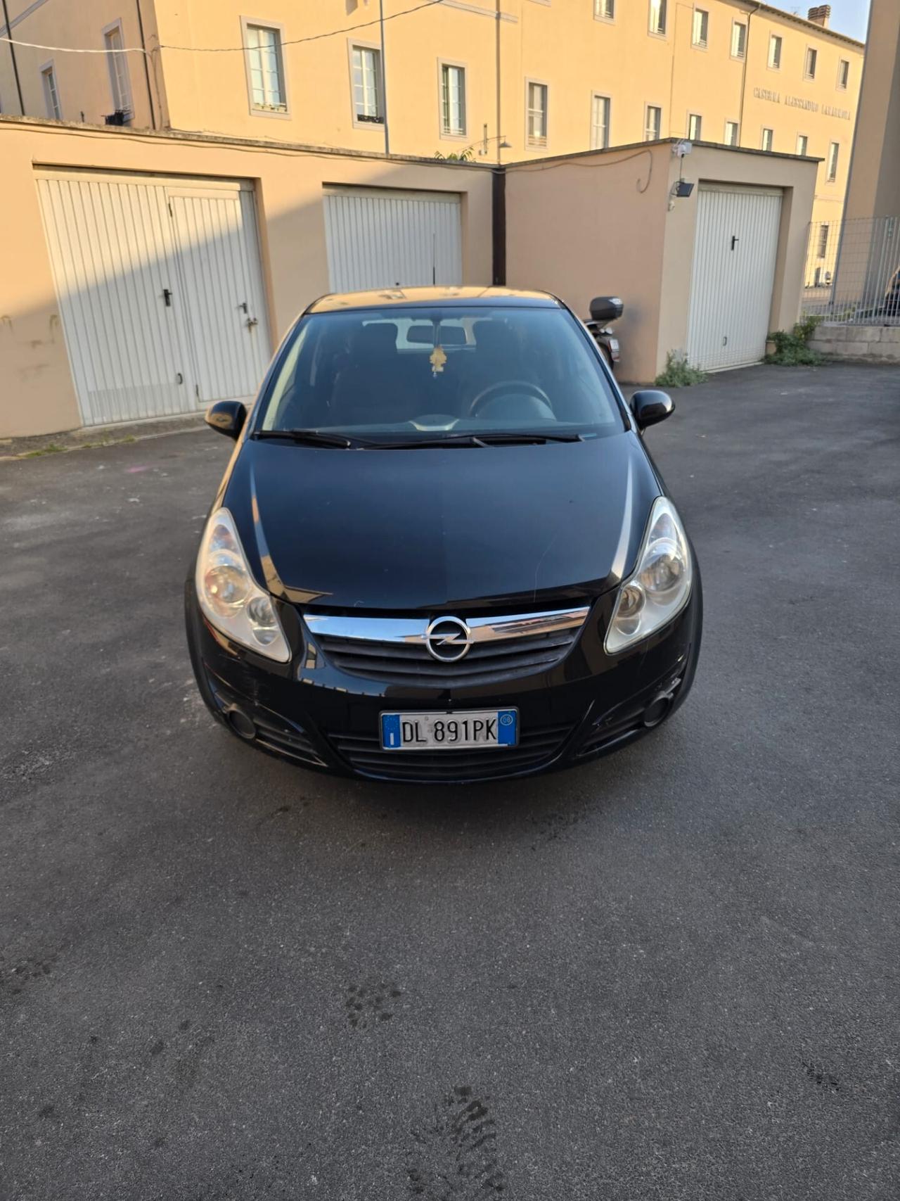 Opel Corsa 1.0 12V 3 porte Club con soli 70mila km possibilita 12 mesi garanzia