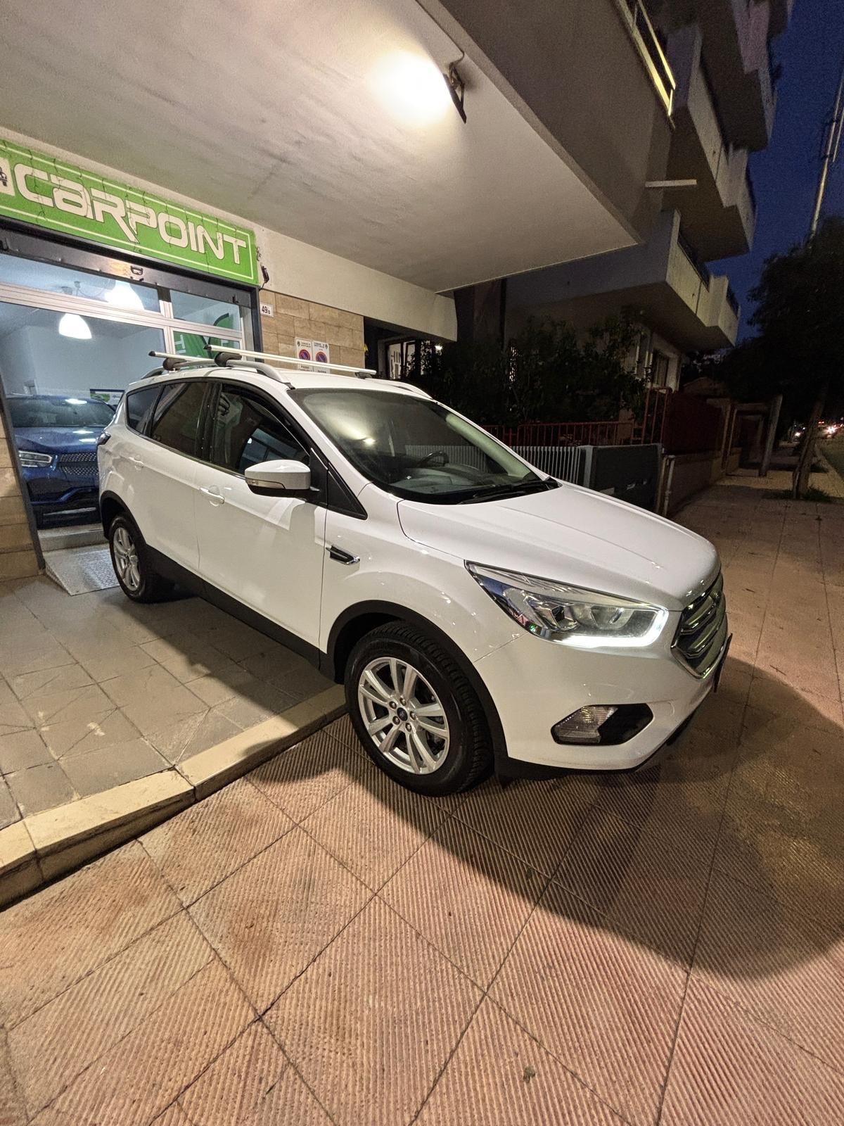 Ford Kuga 1.5 TDCI 120 CV S&S 2WD Titanium