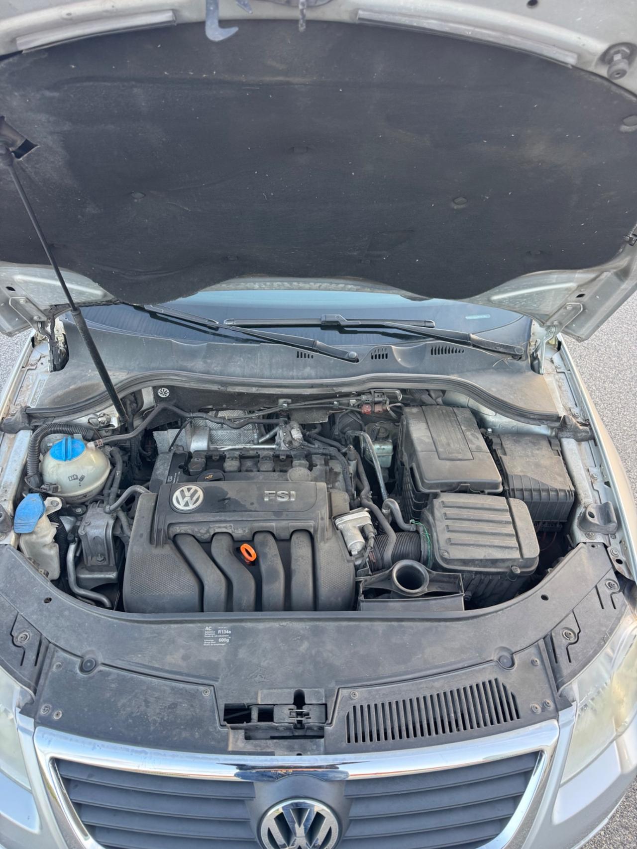 Volkswagen Passat 2.0 16V FSI Var. Comfortline