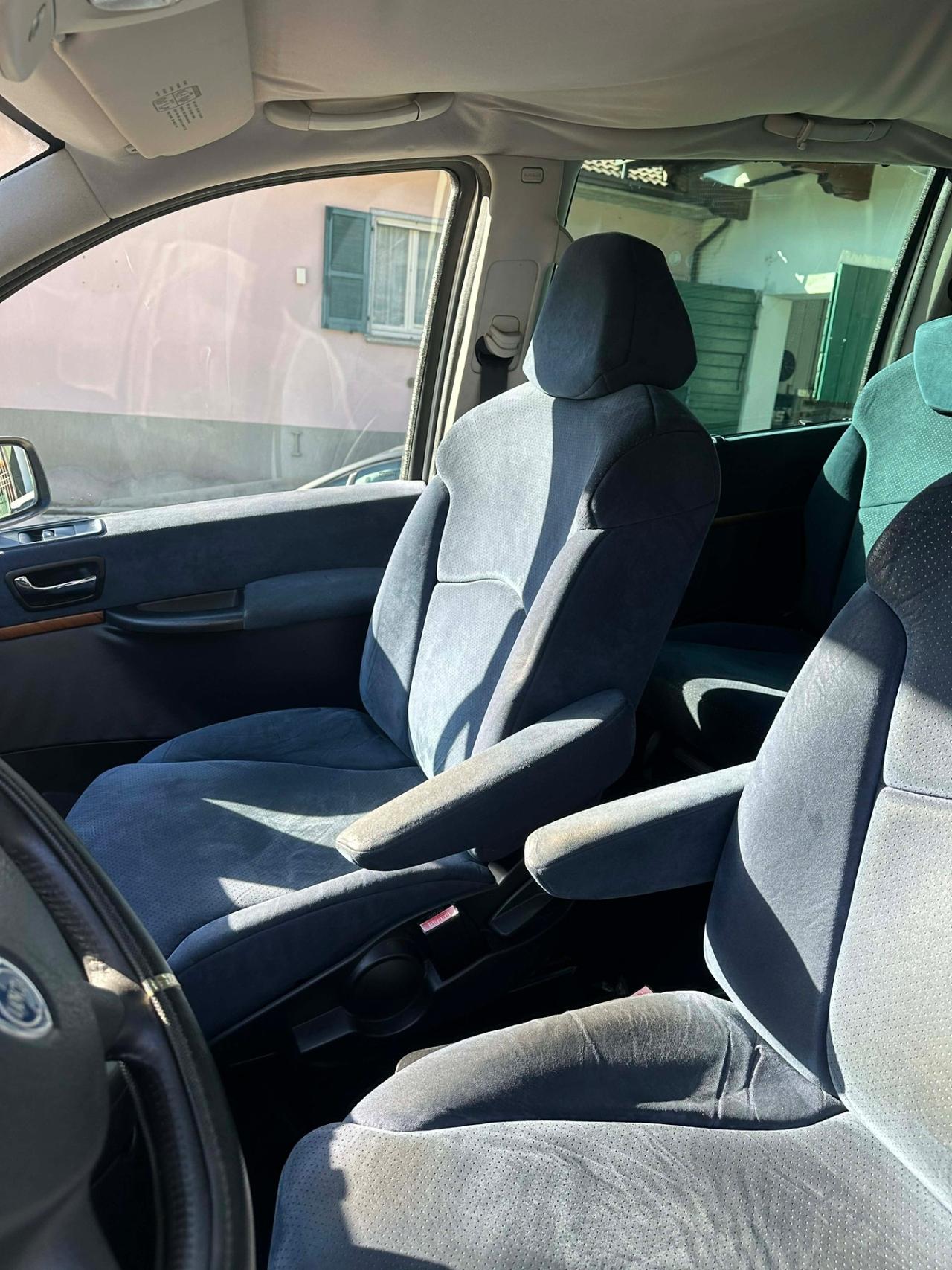 Lancia PHEDRA 2.2 MJT PLATINO 7POSTI KMCERT UNICOPR