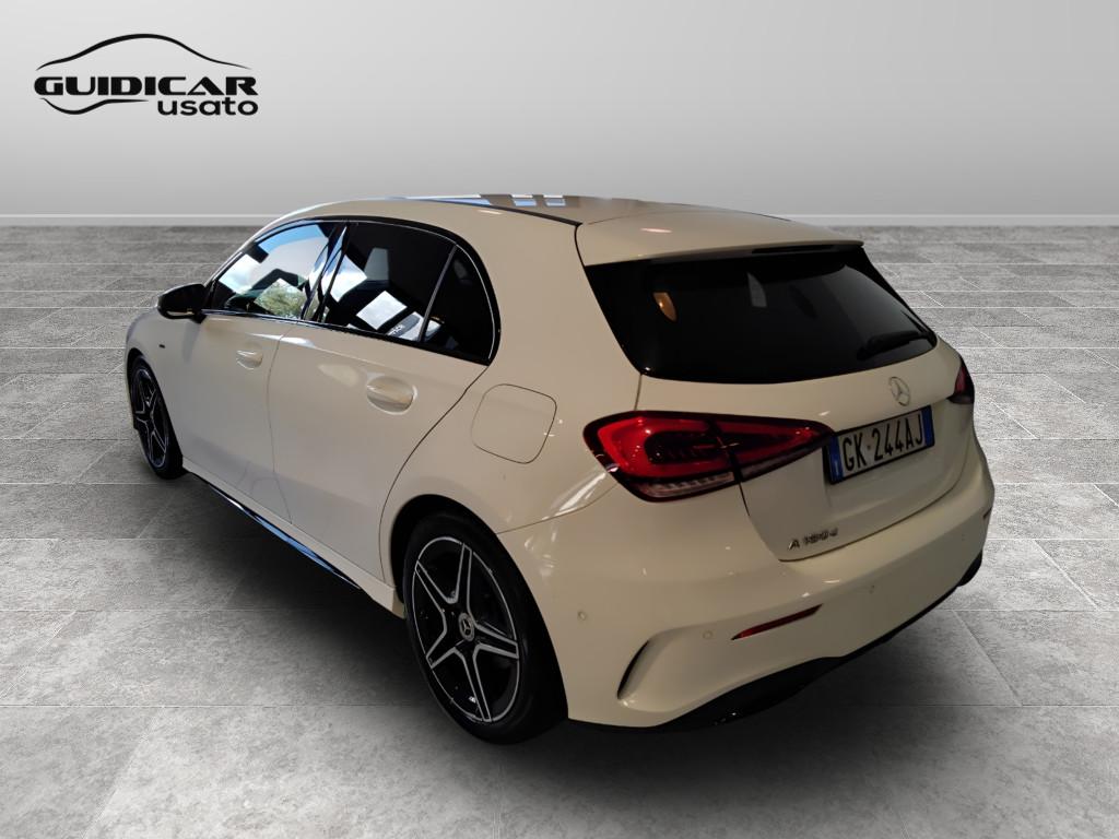 Mercedes-Benz Classe A - W177 2018 - A 180 d Premium auto