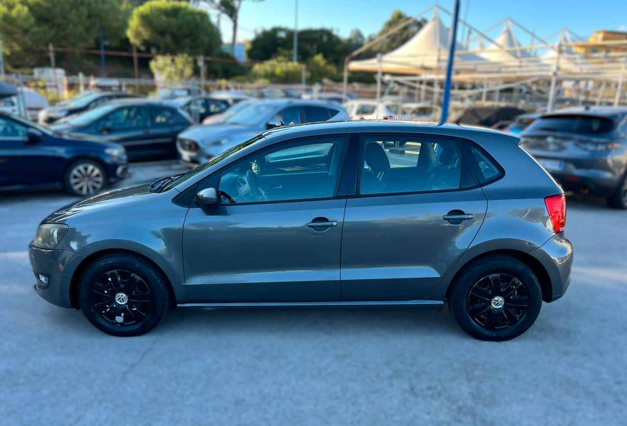 VOLKSWAGEN POLO 1.2 5P Trendline - 2010