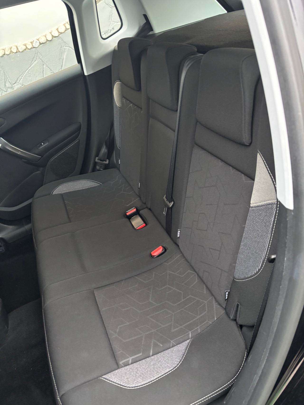 Peugeot 2008 BlueHDi 120 S&S Allure