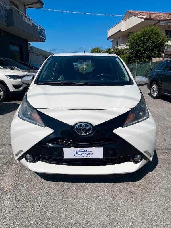 Toyota Aygo 1.0 x-pure 5p