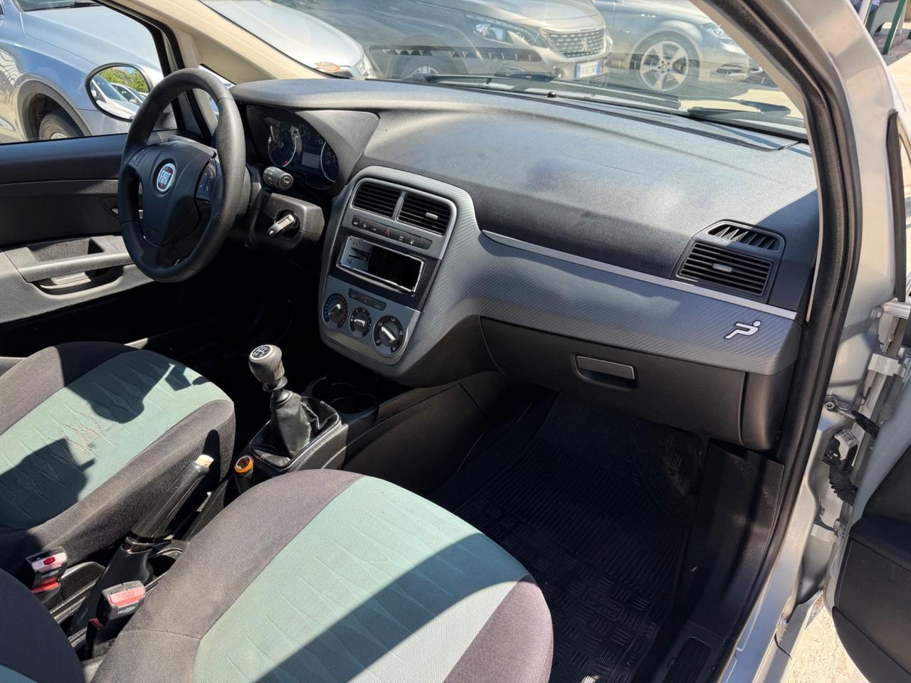Fiat Grande Punto 1.4 5 porte Active Natural Power