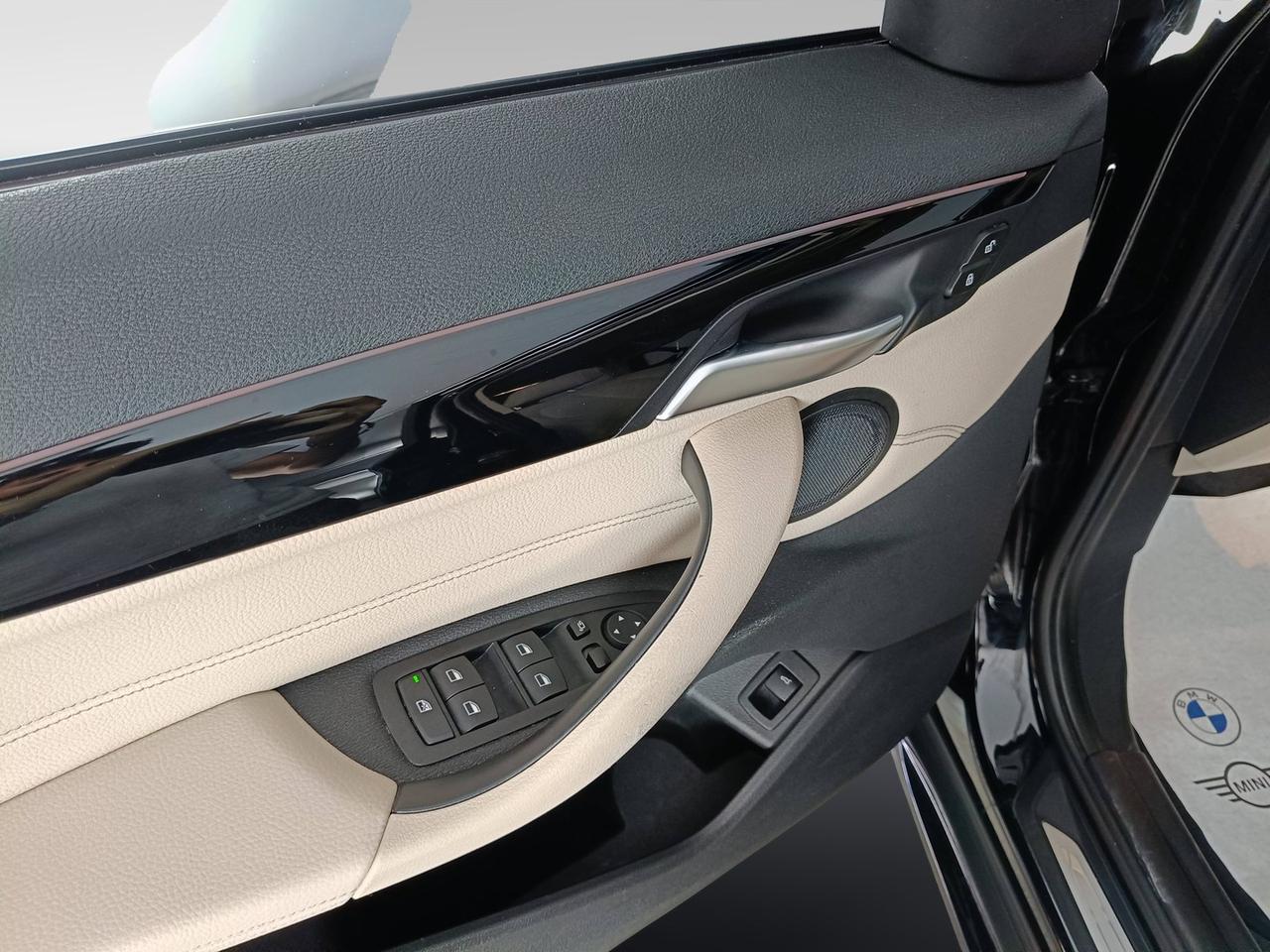 BMW X1 F48 - X1 sdrive20d xLine