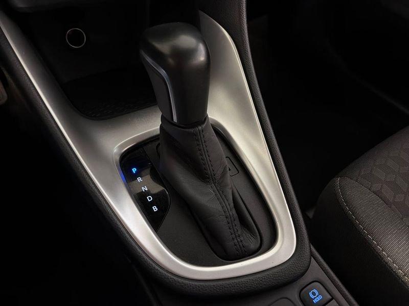 Toyota Yaris Hybrid Trend MY22