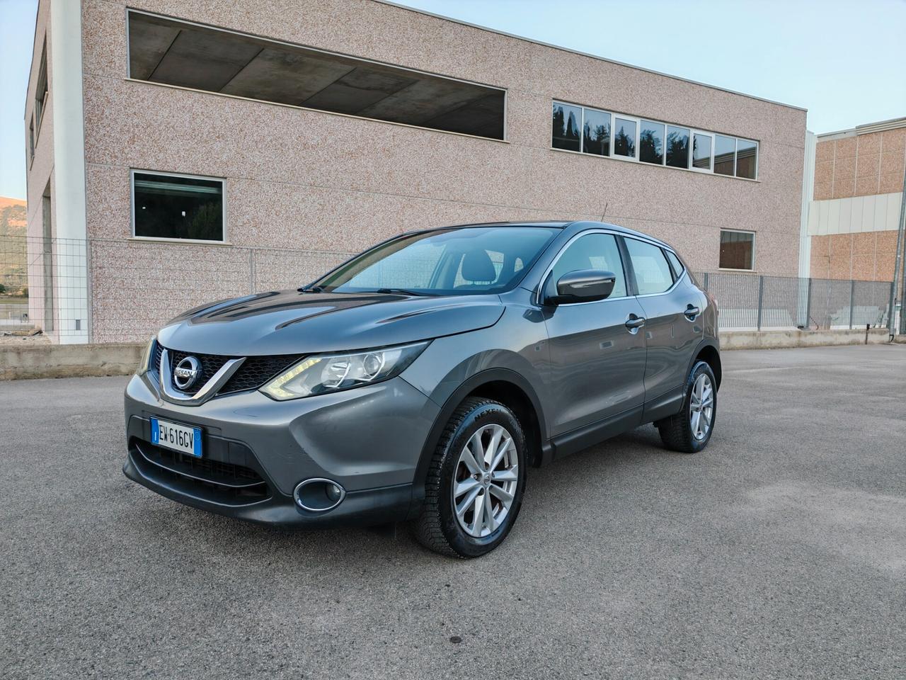 Nissan Qashqai 1.6 dCi DPF Tekna