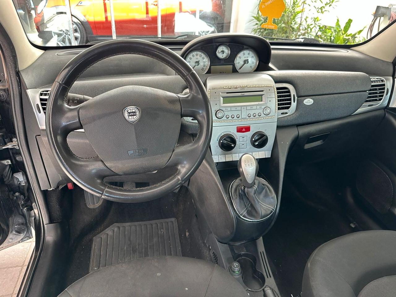 Lancia Ypsilon 1.3 MJT 75 CV Elle