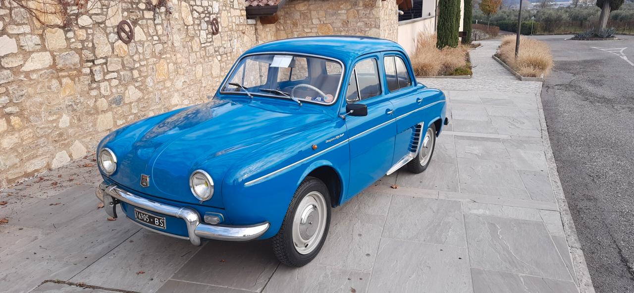 Alfa Romeo Dauphine 3 marce (R 1090)