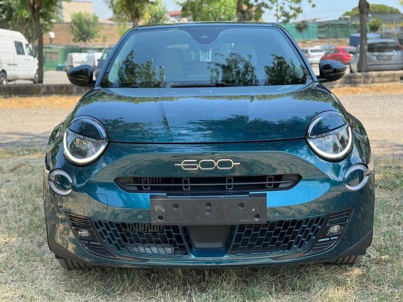 FIAT 600 Hybrid 100 CV DCT MHEV La Prima