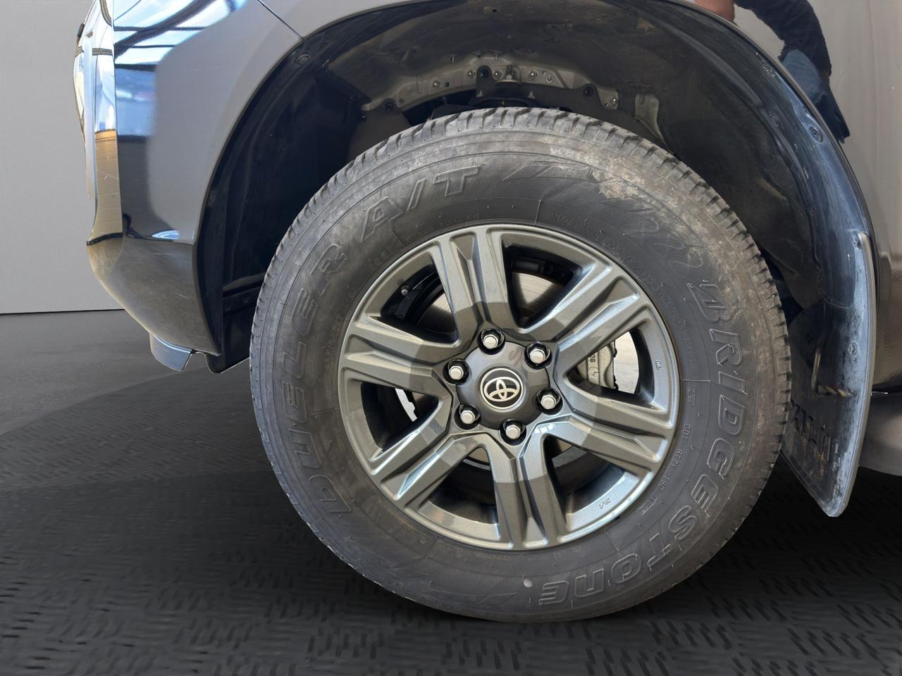 Toyota Hilux 2.4 d-4d double cab Lounge 4wd